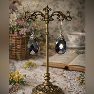 Vintage 925 Sterling Silver Elegant Hematite Teardrop Silver Earrings